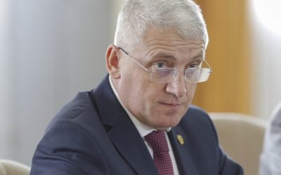 Concedii medicale suspecte la AEP: Președintele instituției acuză o „modă” în rândul angajaților Președintele Autorității Electorale Permanente (AEP), Adrian Țuțuianu, a semnalat o creștere a numărului de concedii medicale înregistrate în cadrul instituției