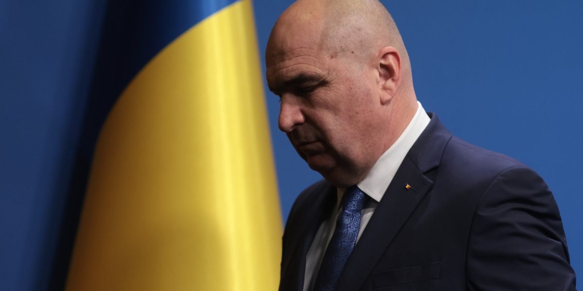 Bolojan: Noi zboruri pentru românii din Orientul Mijlociu Premierul Ilie Bolojan a anunțat că guvernul lucrează la organizarea de noi curse aeriene pentru a ajuta românii blocați în Orientul Mijlociu să revină în țară