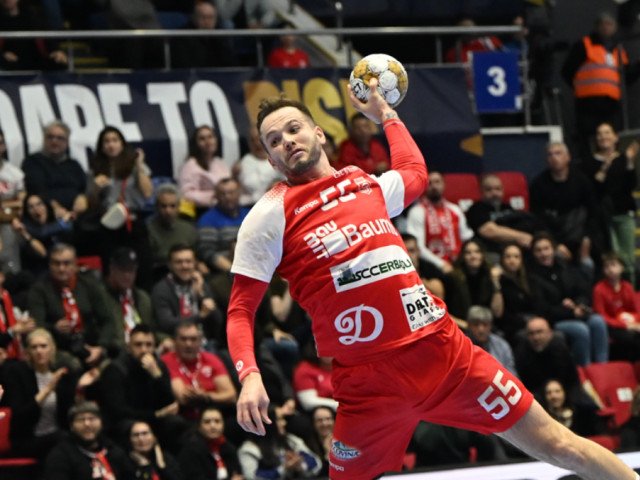 Dinamo București înfruntă Kolstad în Liga Campionilor la Handbal Dinamo București joacă împotriva echipei norvegiene Kolstad în Liga Campionilor la handbal, joi, de la ora 19:45, pe Digi Sport 3