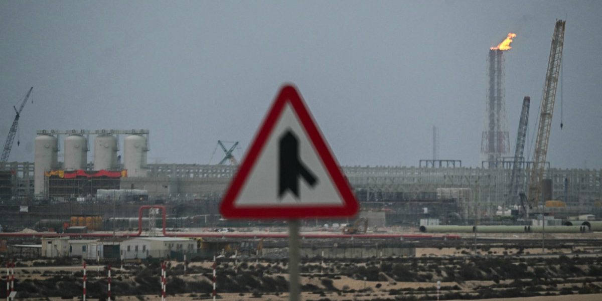 Qatar avertizează asupra opririi exporturilor de energie din Golf din cauza conflictului cu Iranul Qatarul avertizează că o intensificare a conflictului cu Iranul ar putea duce la oprirea exporturilor de energie din Golf în câteva săptămâni