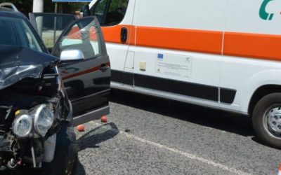 O mașină a urcat pe trotuar, accident fatal pentru o femeie