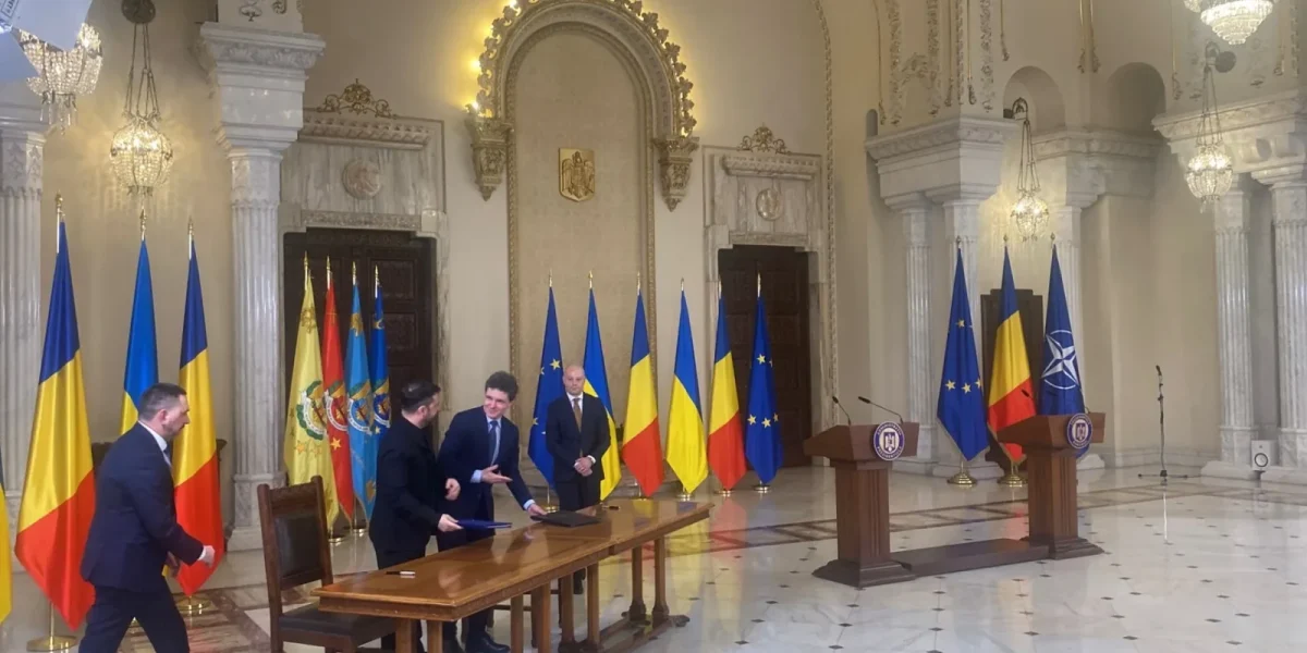 Petrișor Peiu (AUR): Acordul Zelenski-Nicușor Dan periclitează interesele României și Republicii Moldova Liderul senatorilor Alianței pentru Unirea Românilor (AUR), Petrișor Peiu, a criticat dur acordul de parteneriat strategic semnat de președinții Volodimir Zelenski și Nicușor Dan