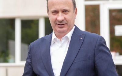 Câciu critică modul în care Bolojan și Țoiu gestionează crizele Deputatul PSD și fost ministru al Finanțelor, Adrian Câciu, a criticat public intervenția premierului Ilie Bolojan și a ministrei de Externe, Oana Țoiu, în contextul repatriierii cetățenilor români din Orientul Mijlociu