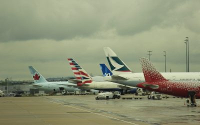 Criza combustibilului: Ce măsuri iau companiile aeriene europene după explozia prețurilor?