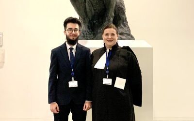Victorie în instanță pentru o persoană transgender: Statul român obligat să emită un nou certificat de naștere Un bărbat transgender cu dublă cetățenie a obținut o victorie definitivă în instanță în România, după ce Tribunalul București a respins apelurile formulate de autorități