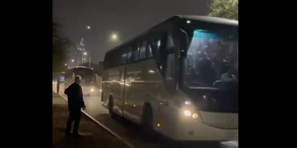 Sute de români s-au întors din Orientul Mijlociu prin mecanismul european de protecție civilă Mai multe sute de cetățeni români au fost repatriați din Orientul Mijlociu, ca urmare a activării mecanismului RescUE, parte a Mecanismului de Protecție Civilă al Uniunii Europene