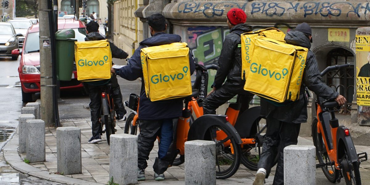 Peste 23.000 de avize de muncă pentru străini, emise de autoritățile române în primele două luni ale anului Inspectoratul General pentru Imigrări (IGI) a emis în perioada 1 ianuarie – 28 februarie un număr de 23.548 de avize de muncă pentru cetățeni străini