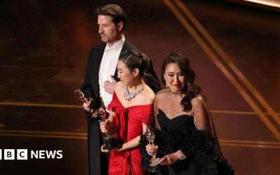 Filmul „F1”, cu Brad Pitt, nominalizat la Oscar, a fost filmat la Silverstone Lungmetrajul „F1”, cu Brad Pitt și Damson Idris în rolurile principale, a fost nominalizat la patru premii Oscar, inclusiv la categoria „Cel mai bun film”