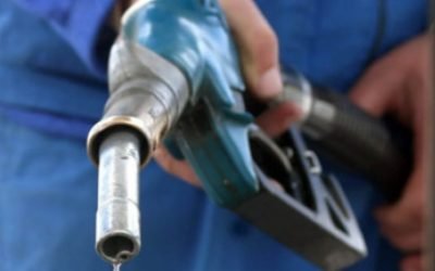 Scumpiri continue la carburanți: Motorina depășește 8,5 lei pe litru Prețul carburanților continuă să crească în România, cu o nouă scumpire de 9 bani pe litru atât la benzină, cât și la motorină, în această dimineață