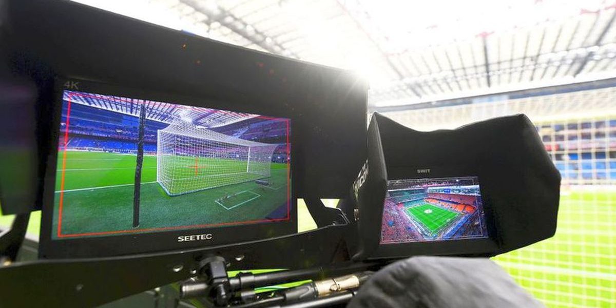 Cine dă meciurile slovacilor la tv