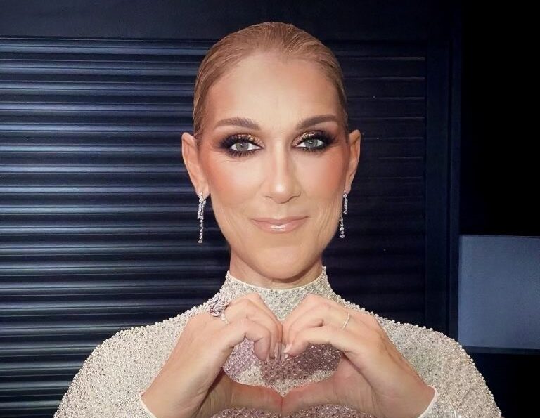 Céline Dion revine pe scenă: Diva canadiană anunță o serie de concerte la Paris Cântăreața canadiană Céline Dion va susține o serie de zece concerte la Paris în septembrie și octombrie, marcând astfel revenirea sa pe scenă după o pauză de șase ani