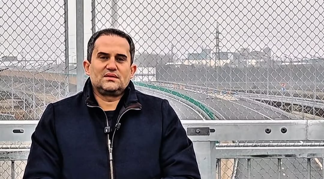 Drumul expres spre Aeroportul Otopeni intră în etapa de licitație Ministrul Transporturilor, Ciprian Șerban, a anunțat pe Facebook începerea licitației pentru proiectarea și execuția drumului expres care va face legătura între Aeroportul Internațional Henri Coandă (Otopeni) și Autostrada A0