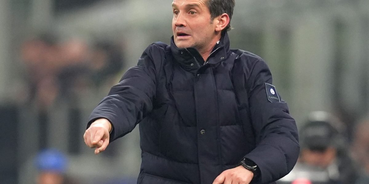 Cristi Chivu, sub lupa criticilor în Italia, în ciuda avansului lui Inter în Serie A În ciuda unei performanțe solide în Serie A, unde Inter Milano domină clasamentul, Cristi Chivu, antrenorul echipei, se confruntă cu critici tot mai vehemente din partea presei italiene