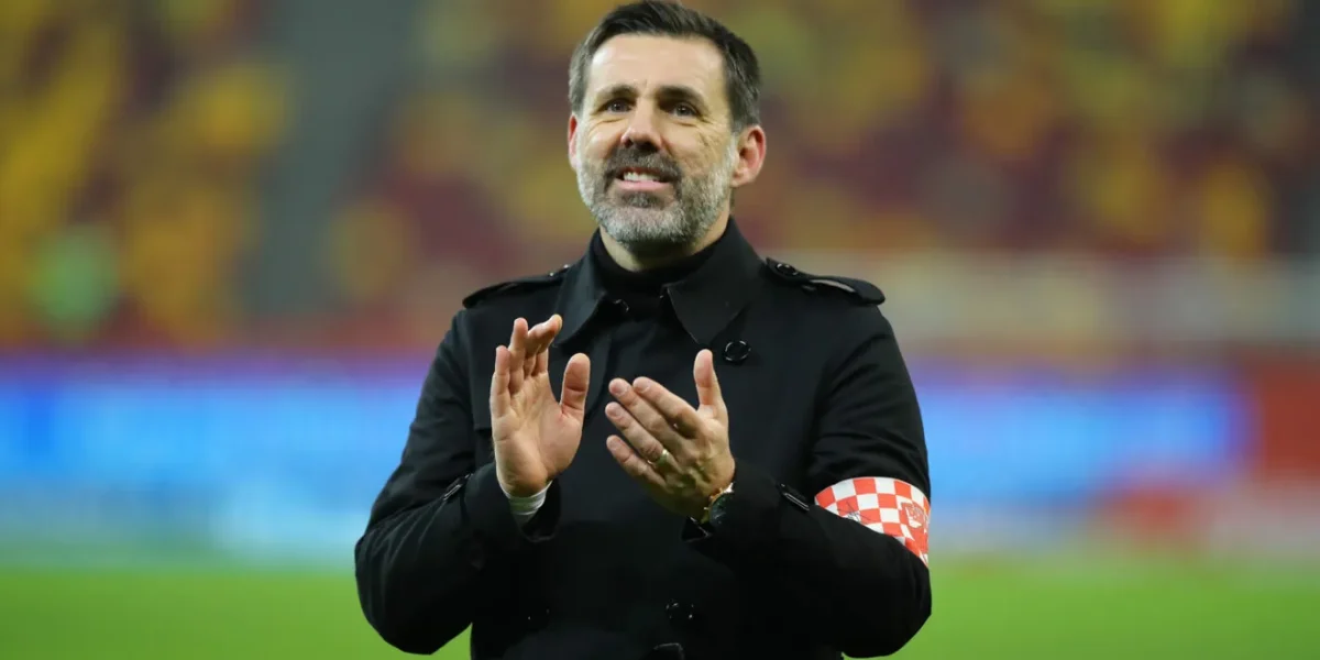 Atmosfera în vestiarul lui Dinamo, tensionată după eșecurile recente Dinamo București traversează o perioadă dificilă în SuperLigă, cu două înfrângeri consecutive care au tensionat atmosfera în vestiar