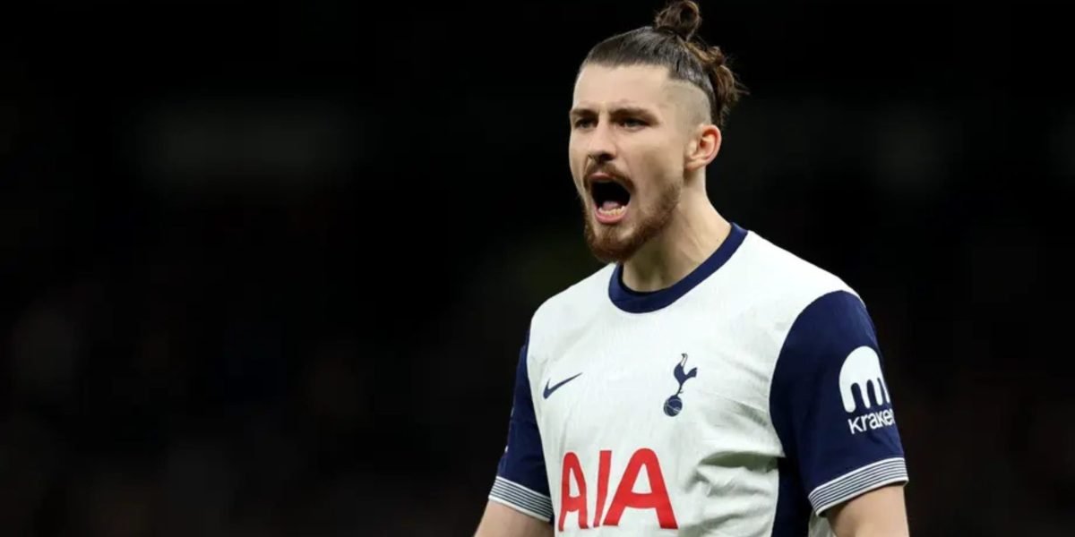 Premier League: Etapa decisivă pentru titlu și prezența lui Drăgușin pe teren Etapa a 30-a din Premier League a programat meciuri cruciale pentru lupta la titlu și pentru evitarea retrogradării