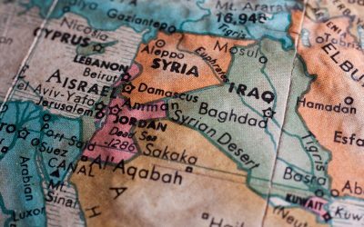 Fluxuri masive de refugiați: Peste 200.000 de persoane au fugit din Liban în Siria Un aflux masiv de refugiați, majoritatea de naționalitate siriană, a traversat granița din Liban în Siria începând cu luna martie, pe fondul escaladării conflictului dintre Israel și Hezbollah
