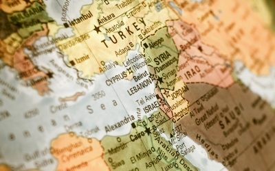 Erdogan acuză Israelul de „masacrarea a sute de mii de persoane” în Orientul Mijlociu Președintele Turciei, Recep Tayyip Erdogan, a lansat vineri acuzații dure la adresa Israelului, pe care îl consideră vinovat pentru „masacrarea a sute de mii de persoane în Orientul Mijlociu”