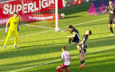 Play-out-ul Superligii a debutat cu un autogol memorabil: Căpușă, victima unui șut inoportun Arad, 13 martie 2026 – Prima etapă din play-out-ul Superligii a debutat cu un moment cu adevărat neobișnuit