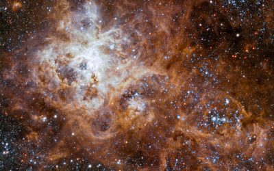 Astronomii au detectat cea mai strălucitoare explozie radio rapidă din istorie O echipă internațională de astronomi, inclusiv cercetători de la Universitatea din Toronto, a reușit să identifice și să localizeze sursa celei mai puternice explozii radio rapide (FRB) observate vreodată