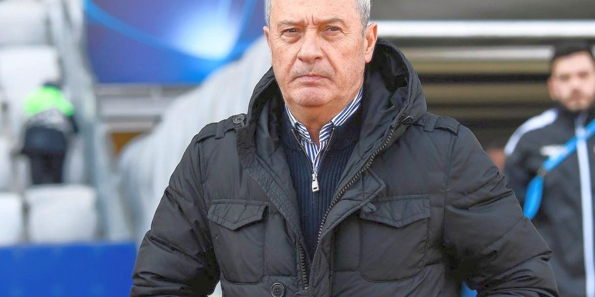 Rednic revine pe banca tehnică? Fostul antrenor al lui Dinamo a dezvăluit oferte din Superliga Mircea Rednic, fostul antrenor al lui Dinamo, a fost prezent pe Arena Națională la derby-ul pierdut de Dinamo cu Universitatea Craiova