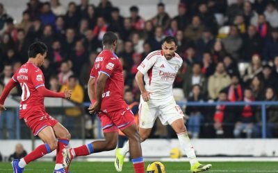 Benfica a remizat, prestațiile individuale ridicând semne de întrebare Lisabona, Portugalia – Echipa portugheză Benfica a înregistrat o remiză, scorul și prestațiile individuale ale jucătorilor fiind evaluate cu atenție de presa sportivă