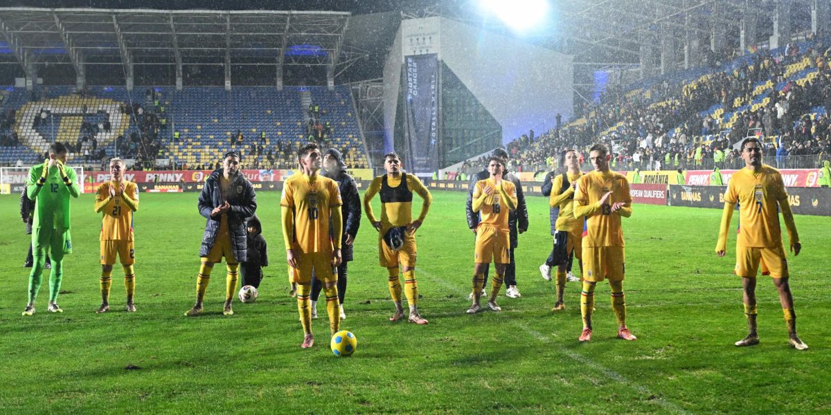 Andrei Rațiu, desemnat „tricolorul lunii” februarie Fundașul dreapta Andrei Rațiu a fost votat „tricolorul lunii” februarie de către fani, cu doar trei săptămâni înainte de meciul crucial dintre România și Turcia