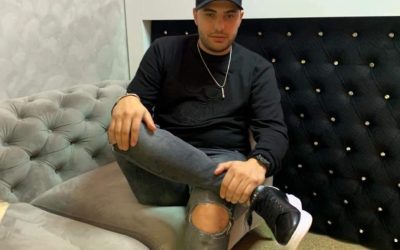 Fiul lui Nicolae Guță, prins drogat și cu permisul suspendat, va fi prezentat magistraților Un bărbat în vârstă de 34 de ani din Petroșani, identificat ca fiind fiul cunoscutului interpret Nicolae Guță, a fost reținut de polițiști în urma unui control de rutină pe DN 66, în apropiere de Hațeg