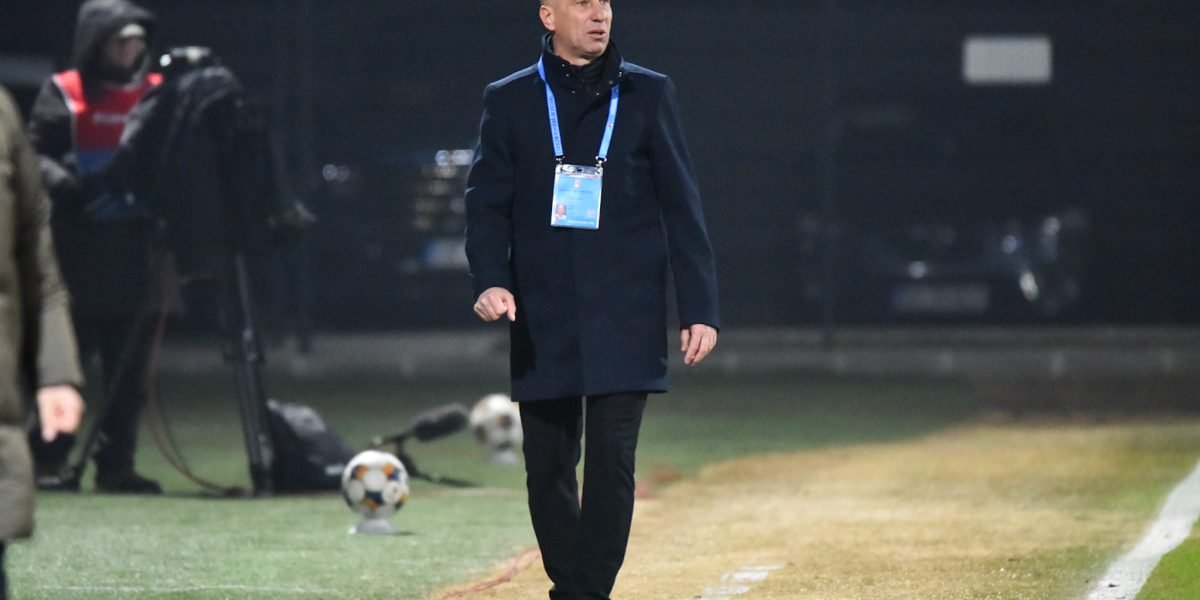 Csikszereda învinge Farul și își conturează planurile pentru play-out Meciul dintre Csikszereda și Farul Constanța, din cadrul etapei a 30-a a SuperLigii, s-a încheiat cu scorul de 1-0, grație golului marcat de Marton Eppel