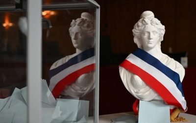 Extrema dreaptă franceză, victorie la Perpignan; alegerile locale, un test pentru prezidențialele de anul viitor Partidul de extremă dreapta Rassemblement National (RN), condus de Marine Le Pen, și-a menținut controlul asupra orașului Perpignan în urma primului tur al alegerilor municipale din Franța