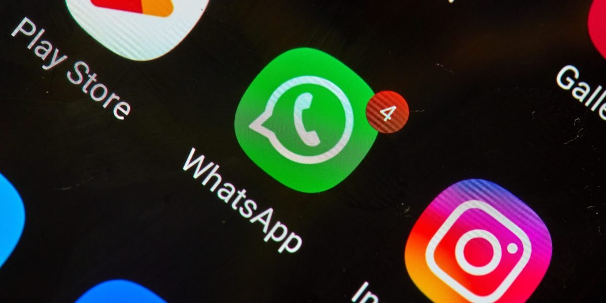 Un supermarket olandez recrutează angajați prin WhatsApp