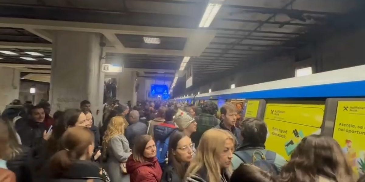 Haos la metrou: Un tren stricat a provocat aglomerație la Unirii 2 Miercuri dimineață, călătorii care folosesc Magistrala 2 a metroului bucureștean s-au confruntat cu întârzieri și aglomerație după ce un tren a fost scos din circulație din cauza unei defecțiuni