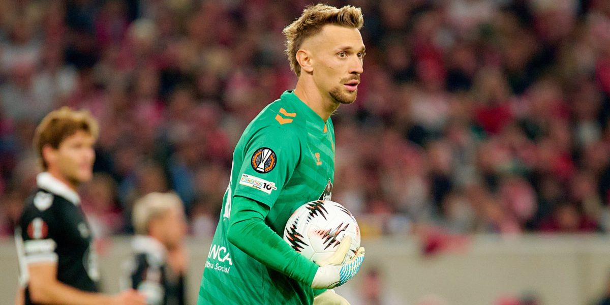 Ionuț Radu, învins de Real Madrid în prelungiri Portarul român Ionuț Radu a fost integralist în meciul pe care Celta Vigo l-a disputat împotriva celor de la Real Madrid, în etapa a 27-a din La Liga