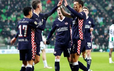 Fotbal: PSV Eindhoven, lovit de o dublă nenorocire după eliminarea din cupă Nijmegen – PSV Eindhoven a suferit o înfrângere neașteptată în Cupa Olandei, un rezultat care a stârnit dezamăgire în rândul fanilor și a lăsat urme adânci în vestiar