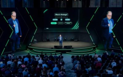 Inteligența artificială redefinește afacerile: De la algoritmi la experiențe personalizate Inteligența artificială (AI) transformă fundamental modul în care companiile interacționează cu datele și cu clienții lor