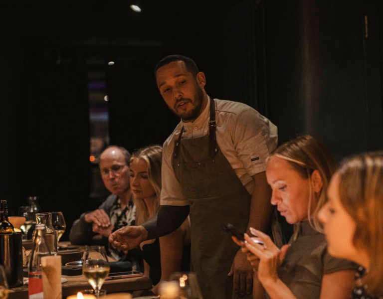 Atmosfera intimă a micro-restaurantelor din marea britanie