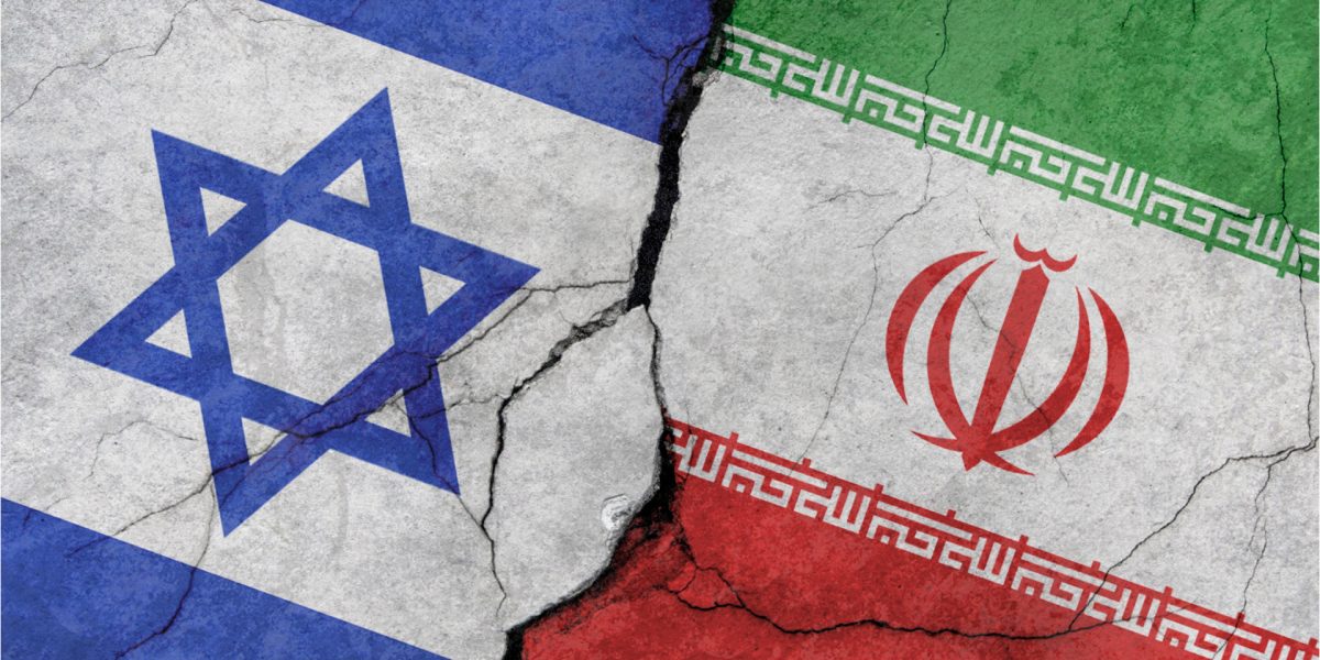 Teheran ripostează: Iranul lansează rachete spre Israel, anunță Tel Aviv.