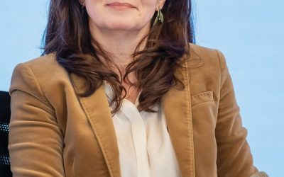 Cine a fost primul: Ouă sau găina, controversa din biologie