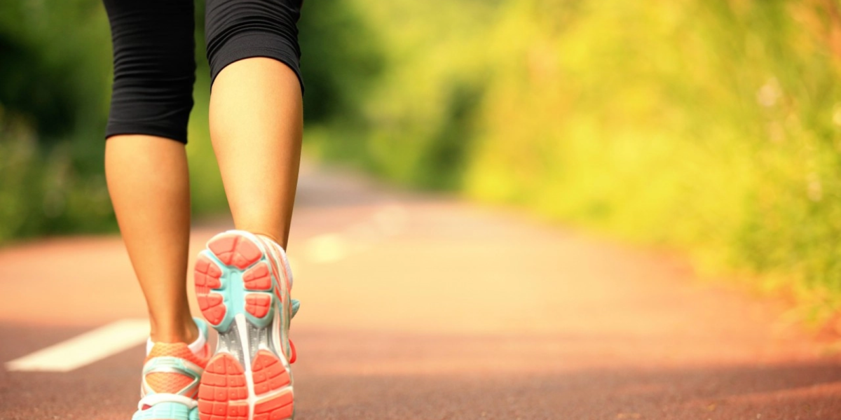 Traversarea străzii, un exercițiu vital pentru creier: studiul care face legătura cu prevenirea demenței Traversarea unei străzi aglomerate, un act cotidian aparent banal, ar putea juca un rol crucial în menținerea sănătății creierului și prevenirea demenței