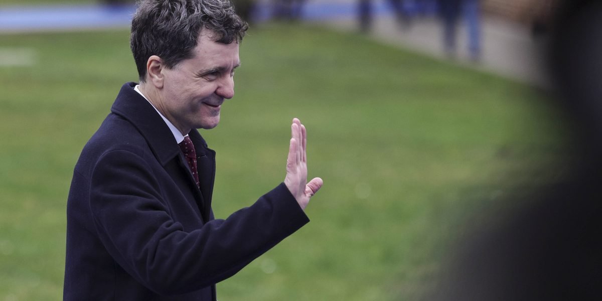 Nicușor Dan, în vizită oficială la Varșovia pentru a discuta despre securitate și parteneriatul strategic Președintele Nicușor Dan efectuează joi o vizită oficială la Varșovia, la invitația omologului său polonez, Karol Nawrocki