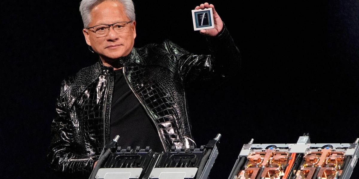 Salariile amețitoare de la Nvidia: Ce câștigă angajații celei mai valoroase companii din lume Producătorul de cipuri Nvidia, recent urcat pe locul întâi în topul celor mai valoroase companii din lume, stârnește interes nu doar prin inovațiile sale tehnologice, ci și prin nivelul de salarizare al angajaților