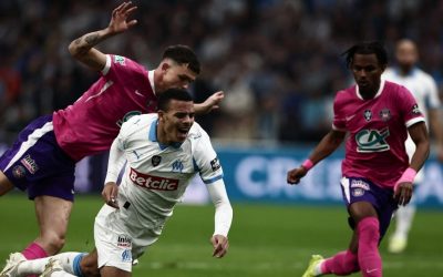Toulouse avansează în semifinalele Cupei Franței după o victorie dramatică la penalty-uri Marseille a fost învinsă de Toulouse la penalty-uri în sferturile de finală ale Cupei Franței, miercuri, după un meci tensionat pe Stade Vélodrome