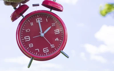 Ora de vară 2026: România dă ceasul înainte cu o oră
