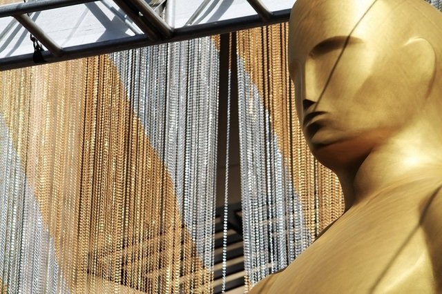 Ryan Coogler, Sean Penn și Amy Madigan, printre laureații Oscar 2026 Cea de-a 98-a ediție a Premiilor Academiei Americane de Arte și Științe Cinematografice a avut loc la Dolby Theater din Los Angeles