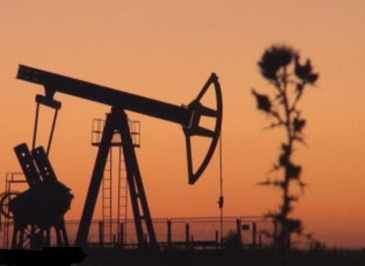 Prețul petrolului scade sub 100 de dolari pe baril, după promisiunile G7 Prețul petrolului a scăzut sub pragul de 100 de dolari pe baril, pe fondul declarațiilor miniștrilor de Finanțe din G7, care au afirmat că sunt „pregătiți” să intervină pentru a susține aprovizionarea cu energie