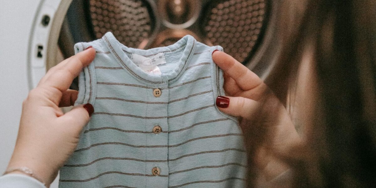 Nancy Birtwhistle, câștigătoarea Bake Off, oferă sfaturi pentru curățenie eficientă și ecologică Nancy Birtwhistle, fosta câștigătoare a emisiunii „The Great British Bake Off”, a devenit o figură influentă în domeniul curățeniei, cu peste un milion de urmăritori pe Instagram