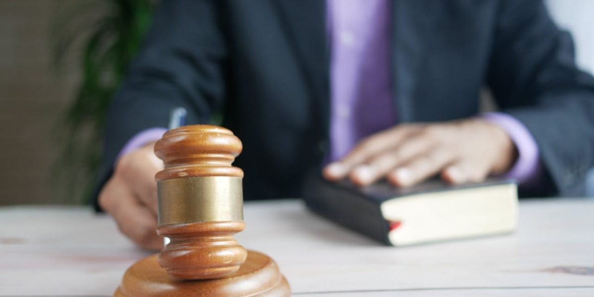 Judecătorii, asistență ai dezvoltată de inteligenta artificială?