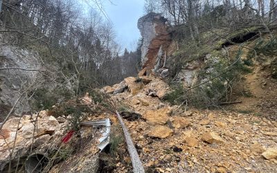 Alunecare de teren la pietrele lui solomon, brașov