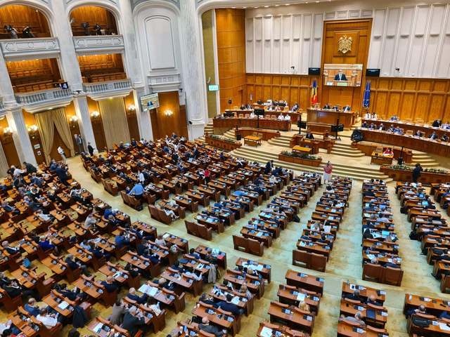 Conflict deschis în coaliție: PSD și PNL se ceartă pe bugetul pentru 2026 București – Dezbaterile pe marginea proiectului de buget pentru anul 2026 se vor deschide luni în Parlament