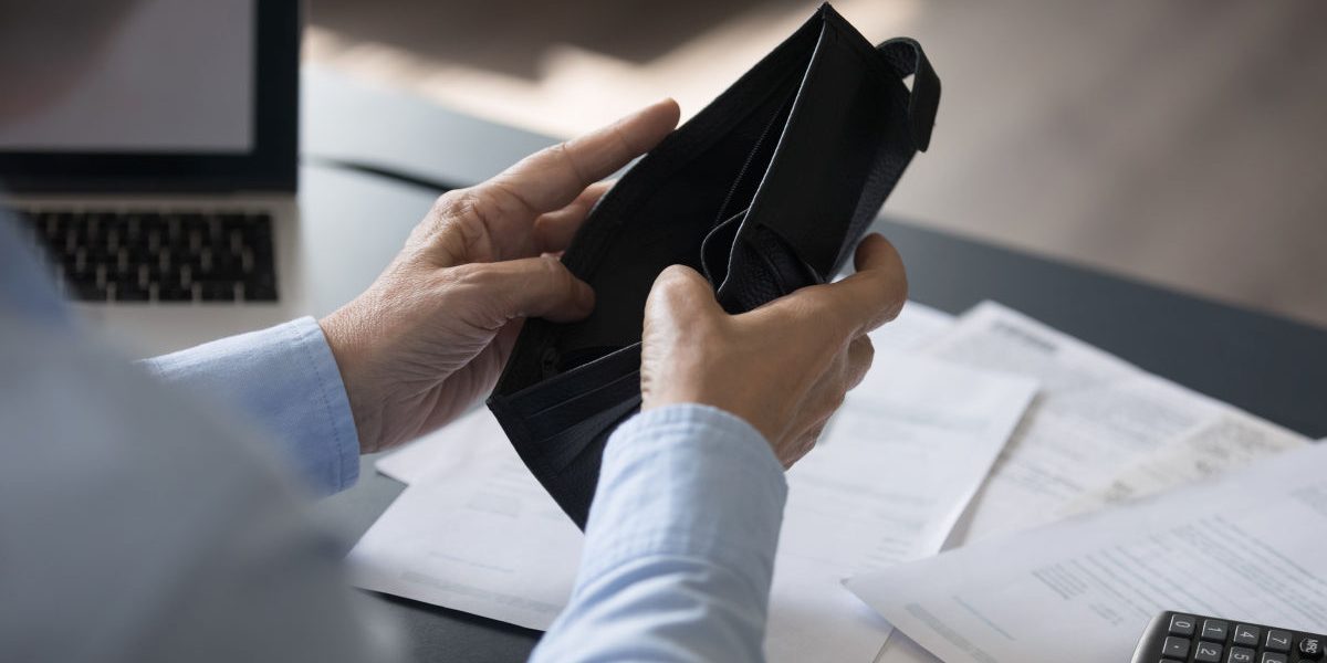 Portofelul, mai mult decât un simplu suport pentru bani: semnificații și ritualuri conform Feng Shui Pentru mulți oameni, portofelul este un accesoriu practic, folosit pentru a stoca bani, carduri și acte