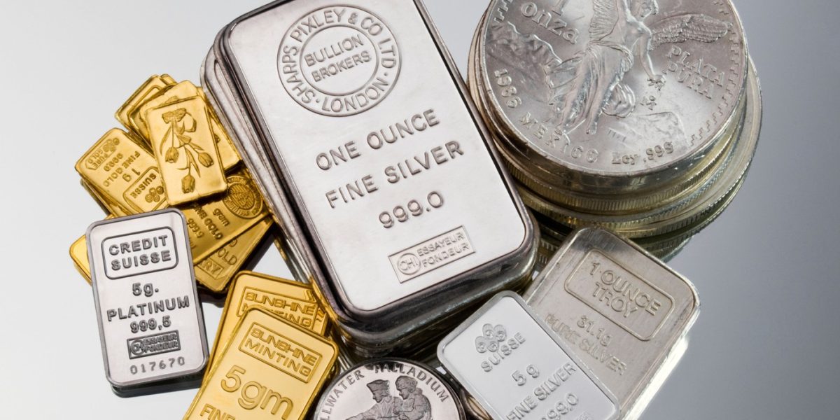 Aurul și argintul, în cădere liberă pe fondul tensiunilor globale și al inflației Piețele financiare internaționale au înregistrat scăderi semnificative ale prețurilor aurului și argintului, pe fondul contextului geopolitic complex din Orientul Mijlociu și al scumpirii petrolului